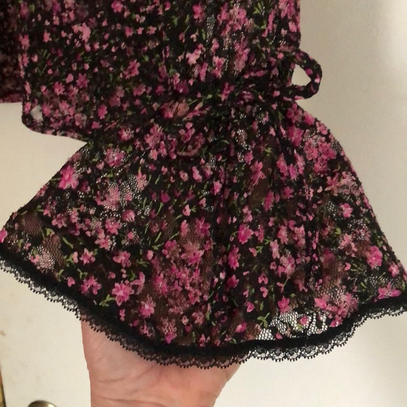 Express Top - Picture 4 of 6